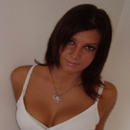 Saina - Plan Q à Chièvres Profil de Saina, 33 ans, Plan Q à Chièvres (Hainaut)